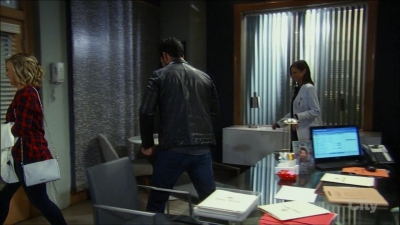 GENERAL_HOSPITAL_-_12262017_183.jpg
