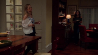 NECESSARY_ROUGHNESS_-_E2X14_THE_FALL_GUY_1043.jpg