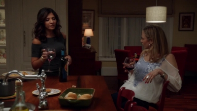 NECESSARY_ROUGHNESS_-_E2X14_THE_FALL_GUY_1082.jpg