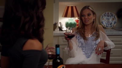 NECESSARY_ROUGHNESS_-_E2X14_THE_FALL_GUY_1103.jpg