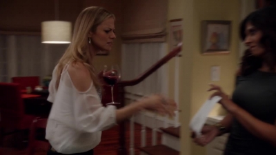 NECESSARY_ROUGHNESS_-_E2X14_THE_FALL_GUY_1184.jpg