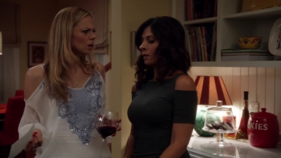 NECESSARY_ROUGHNESS_-_E2X14_THE_FALL_GUY_1201.jpg