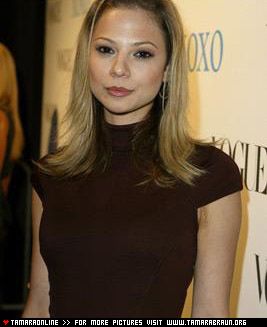 10132003_-_Vogue_XOXO_Spring_2004_Col032.jpg