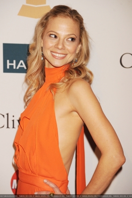 02112012_-_CLIVE_DAVIS_PRE-GRAMMY_GALA_034.jpg