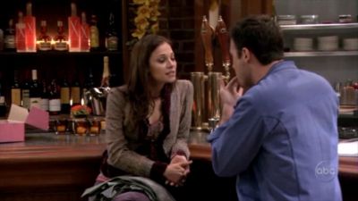 FREDDIE_-_E1X05_THE_WAR_OF_THE_ROSE_438.jpg