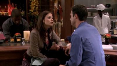 FREDDIE_-_E1X05_THE_WAR_OF_THE_ROSE_466.jpg