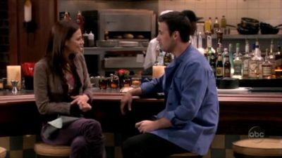 FREDDIE_-_E1X05_THE_WAR_OF_THE_ROSE_491.jpg