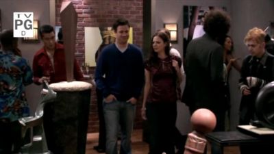 FREDDIE_-_E1X05_THE_WAR_OF_THE_ROSE_566.jpg
