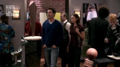 FREDDIE_-_E1X05_THE_WAR_OF_THE_ROSE_569.jpg