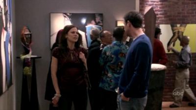 FREDDIE_-_E1X05_THE_WAR_OF_THE_ROSE_576.jpg