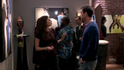FREDDIE_-_E1X05_THE_WAR_OF_THE_ROSE_581.jpg