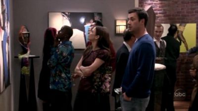 FREDDIE_-_E1X05_THE_WAR_OF_THE_ROSE_590.jpg