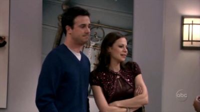 FREDDIE_-_E1X05_THE_WAR_OF_THE_ROSE_620.jpg