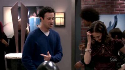 FREDDIE_-_E1X05_THE_WAR_OF_THE_ROSE_631.jpg