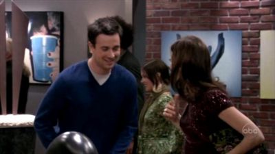 FREDDIE_-_E1X05_THE_WAR_OF_THE_ROSE_632.jpg