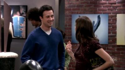 FREDDIE_-_E1X05_THE_WAR_OF_THE_ROSE_633.jpg