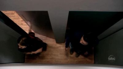 FREDDIE_-_E1X05_THE_WAR_OF_THE_ROSE_695.jpg