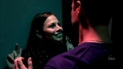 FREDDIE_-_E1X05_THE_WAR_OF_THE_ROSE_740.jpg