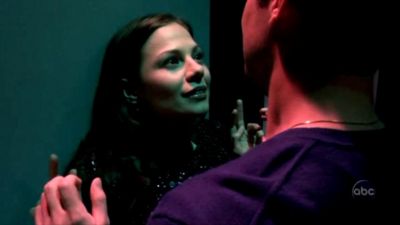 FREDDIE_-_E1X05_THE_WAR_OF_THE_ROSE_787.jpg