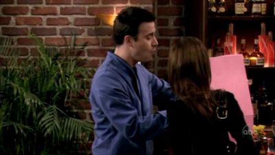 FREDDIE_-_E1X06_THE_ITALIAN_JOB_075.jpg