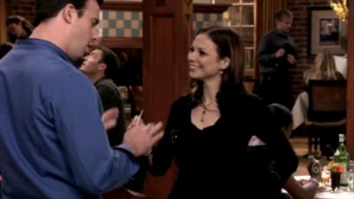 FREDDIE_-_E1X06_THE_ITALIAN_JOB_111.jpg
