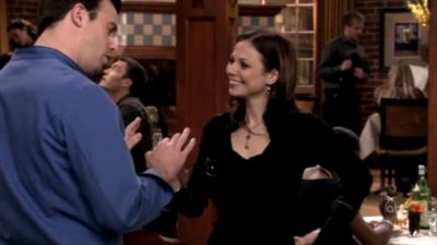 FREDDIE_-_E1X06_THE_ITALIAN_JOB_112.jpg