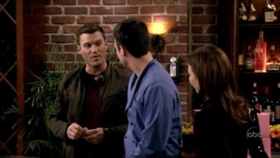 FREDDIE_-_E1X06_THE_ITALIAN_JOB_142.jpg