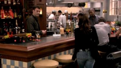 FREDDIE_-_E1X06_THE_ITALIAN_JOB_176.jpg