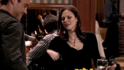 FREDDIE_-_E1X06_THE_ITALIAN_JOB_196.jpg