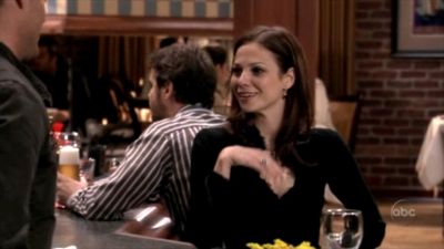 FREDDIE_-_E1X06_THE_ITALIAN_JOB_217.jpg