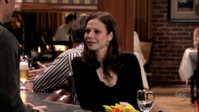 FREDDIE_-_E1X06_THE_ITALIAN_JOB_224.jpg