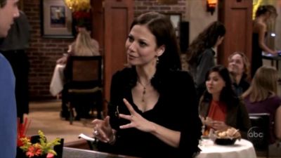 FREDDIE_-_E1X06_THE_ITALIAN_JOB_244.jpg