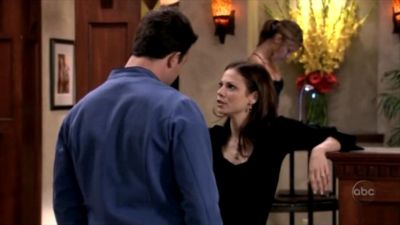 FREDDIE_-_E1X06_THE_ITALIAN_JOB_270.jpg