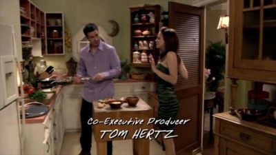 FREDDIE_-_E1X06_THE_ITALIAN_JOB_303.jpg