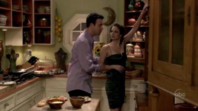 FREDDIE_-_E1X06_THE_ITALIAN_JOB_358.jpg