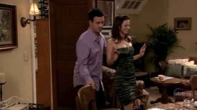 FREDDIE_-_E1X06_THE_ITALIAN_JOB_365.jpg