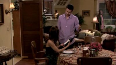 FREDDIE_-_E1X06_THE_ITALIAN_JOB_383.jpg
