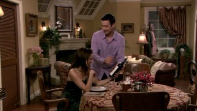 FREDDIE_-_E1X06_THE_ITALIAN_JOB_402.jpg