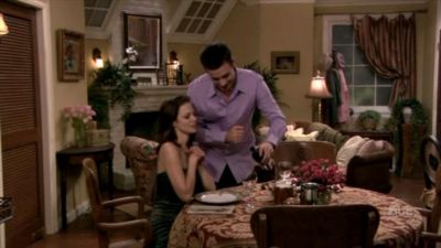FREDDIE_-_E1X06_THE_ITALIAN_JOB_407.jpg