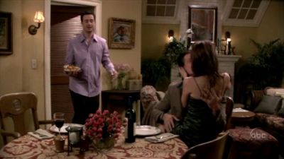 FREDDIE_-_E1X06_THE_ITALIAN_JOB_497.jpg