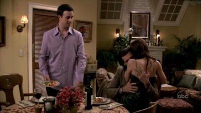 FREDDIE_-_E1X06_THE_ITALIAN_JOB_508.jpg