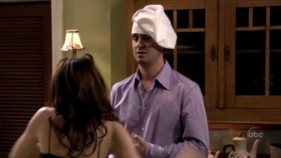 FREDDIE_-_E1X06_THE_ITALIAN_JOB_592.jpg