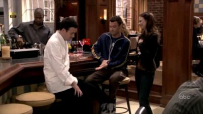 FREDDIE_-_E1X06_THE_ITALIAN_JOB_611.jpg
