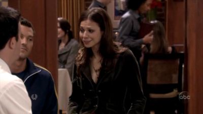 FREDDIE_-_E1X06_THE_ITALIAN_JOB_617.jpg