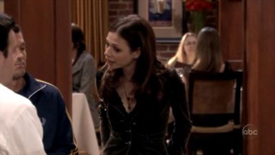 FREDDIE_-_E1X06_THE_ITALIAN_JOB_629.jpg
