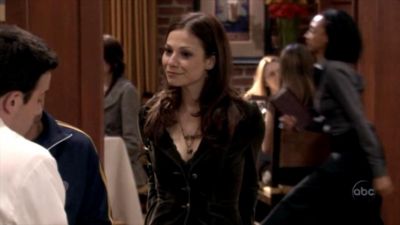 FREDDIE_-_E1X06_THE_ITALIAN_JOB_634.jpg