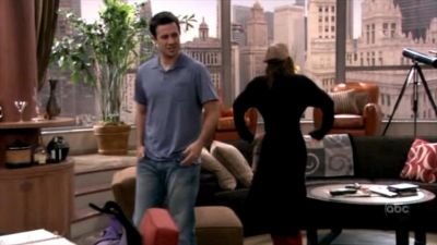 FREDDIE_-_E1X06_THE_ITALIAN_JOB_693.jpg