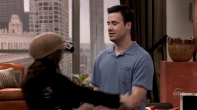 FREDDIE_-_E1X06_THE_ITALIAN_JOB_805.jpg