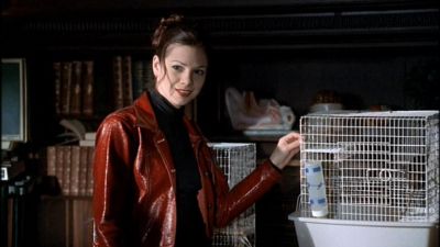 Tamara_Braun_--_The_Pretender_Ep_3_09_Murder_101210.jpg
