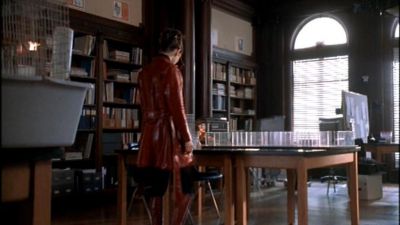 Tamara_Braun_--_The_Pretender_Ep_3_09_Murder_101246.jpg
